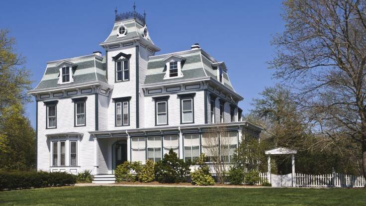 Mesa de España: 9 de cada 10 viviendas de lujo en Barcelona se pagan al contado