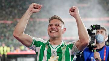 Joaquín se emociona tras su despedida del fútbol: "No encuentras la palabra perfecta para agradecer tanto cariño"