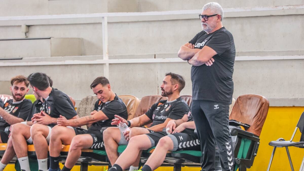 El Elda - C.E.E. dispuesto a dar la sorpresa en la pista del líder, Cantera Sur de Almería (S. 18.00 h)