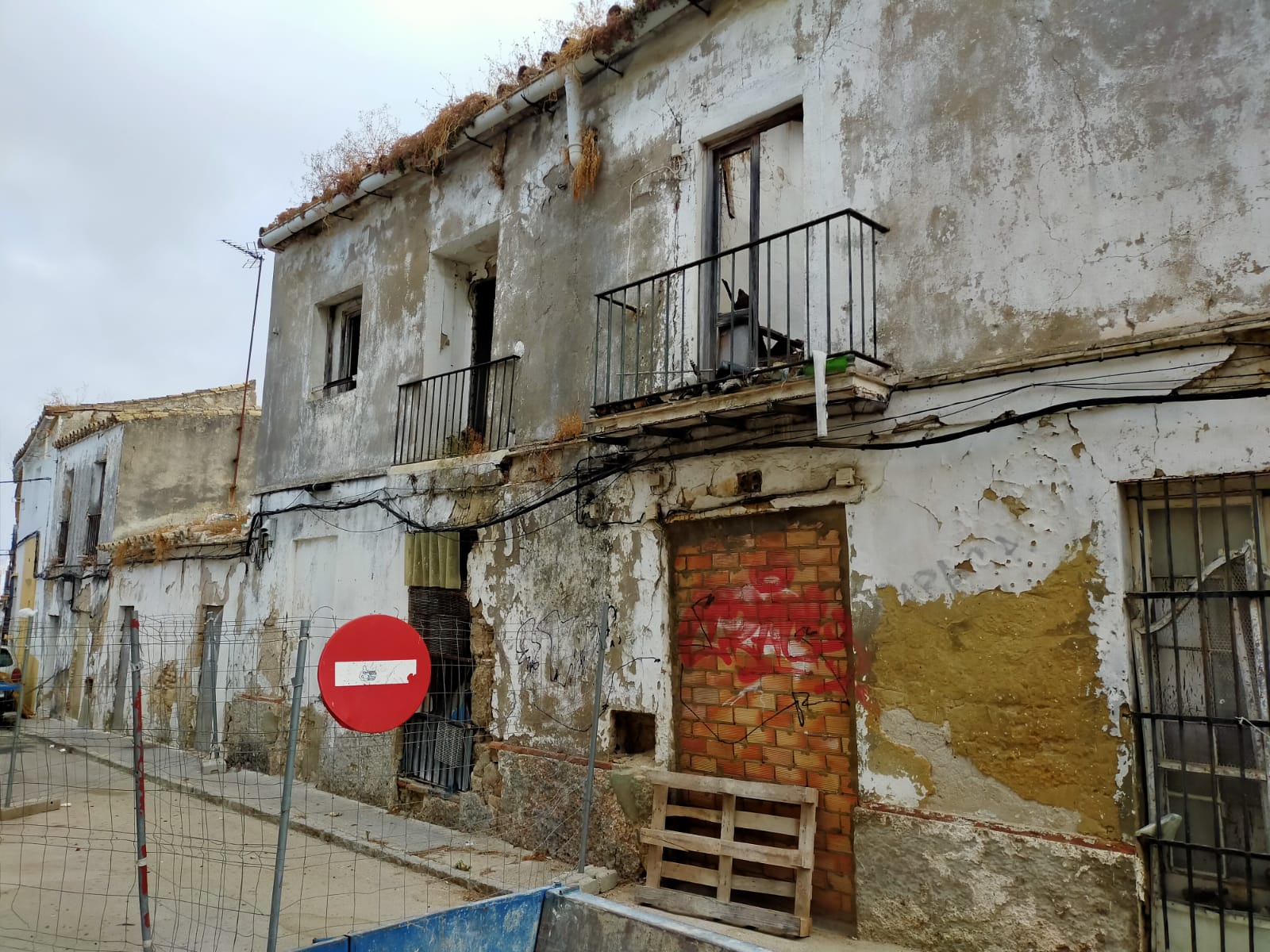 Estado que presenta la vivienda de la Calle Campana