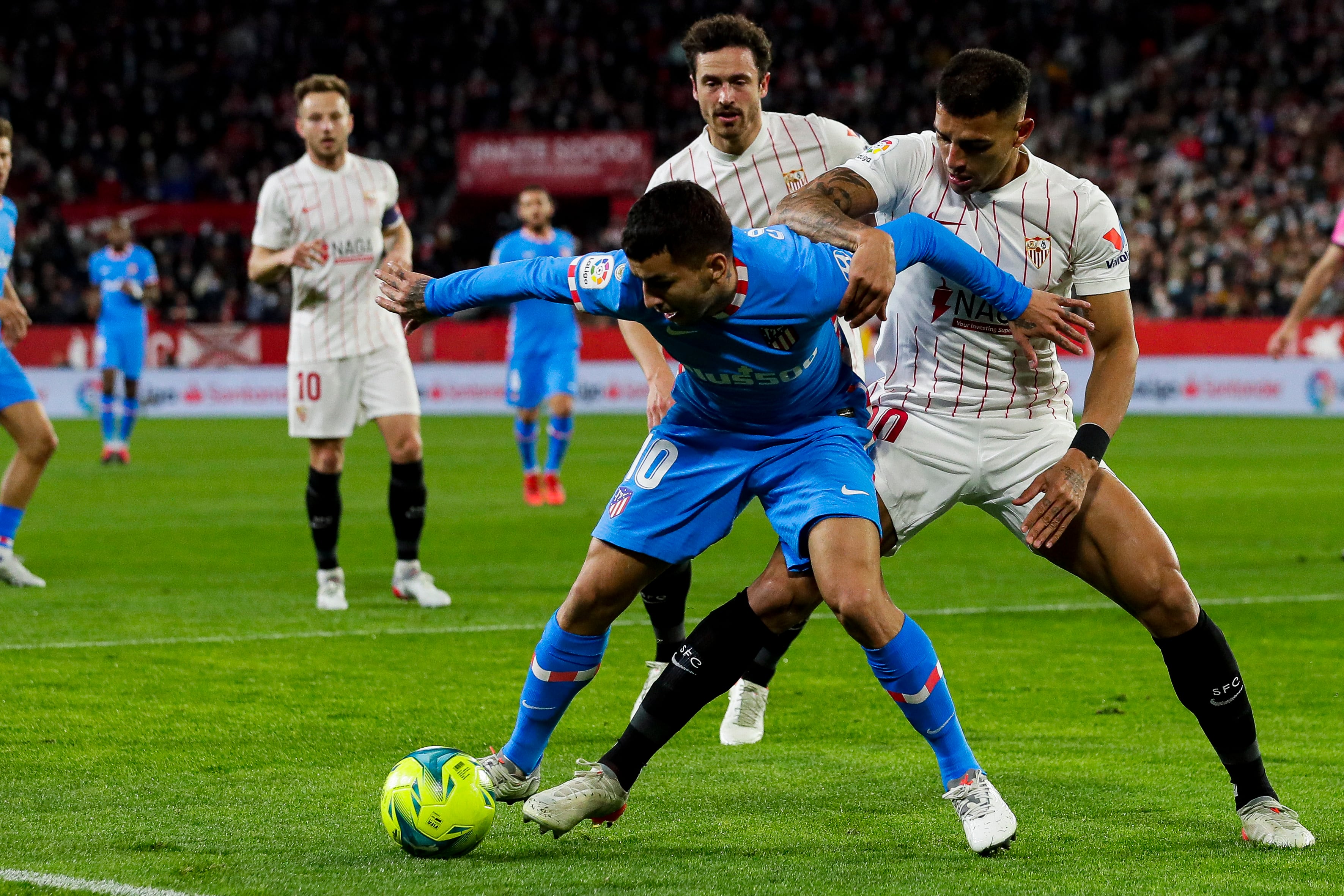 Imagen del Sevilla - Atlético de Madrid de un partido de la Liga Santander de la ida