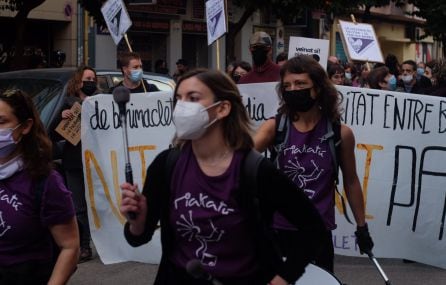 La manifestación ha incluido una batucada.