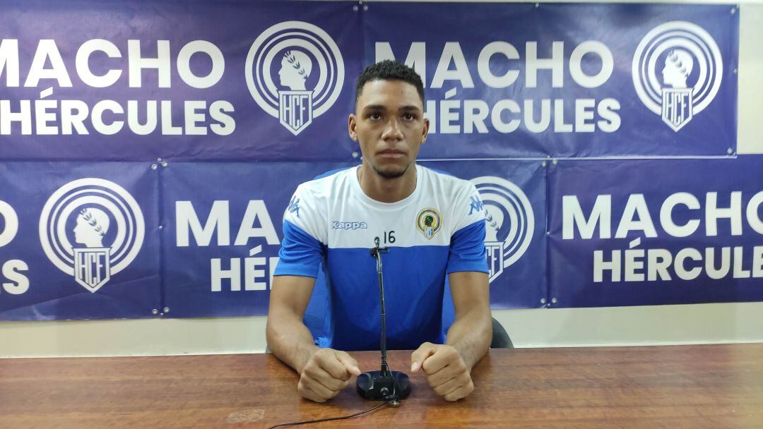 Manny Rodríguez, en la sala de prensa del Rico Pérez