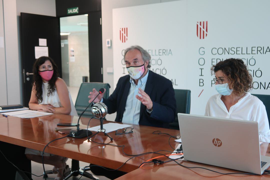 El conseller de Educación, Martí March, durante la presentación de los proyectos