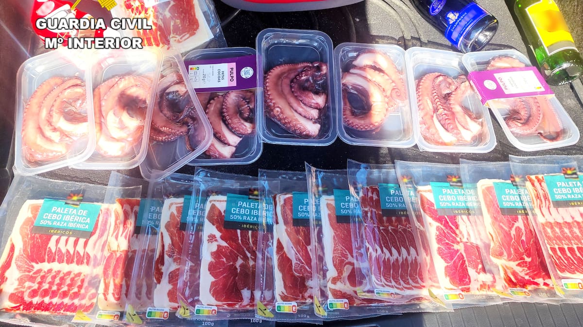 La Guardia Civil investiga en San Vicente de la Barquera a un reincidente en hurtos a supermercados