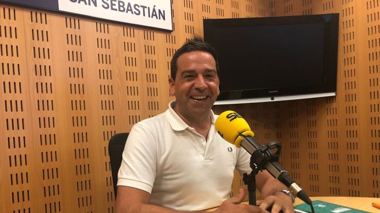 El portavoz foral, Imanol Lasa, en los micrófonos de Hoy por Hoy San Sebastián.