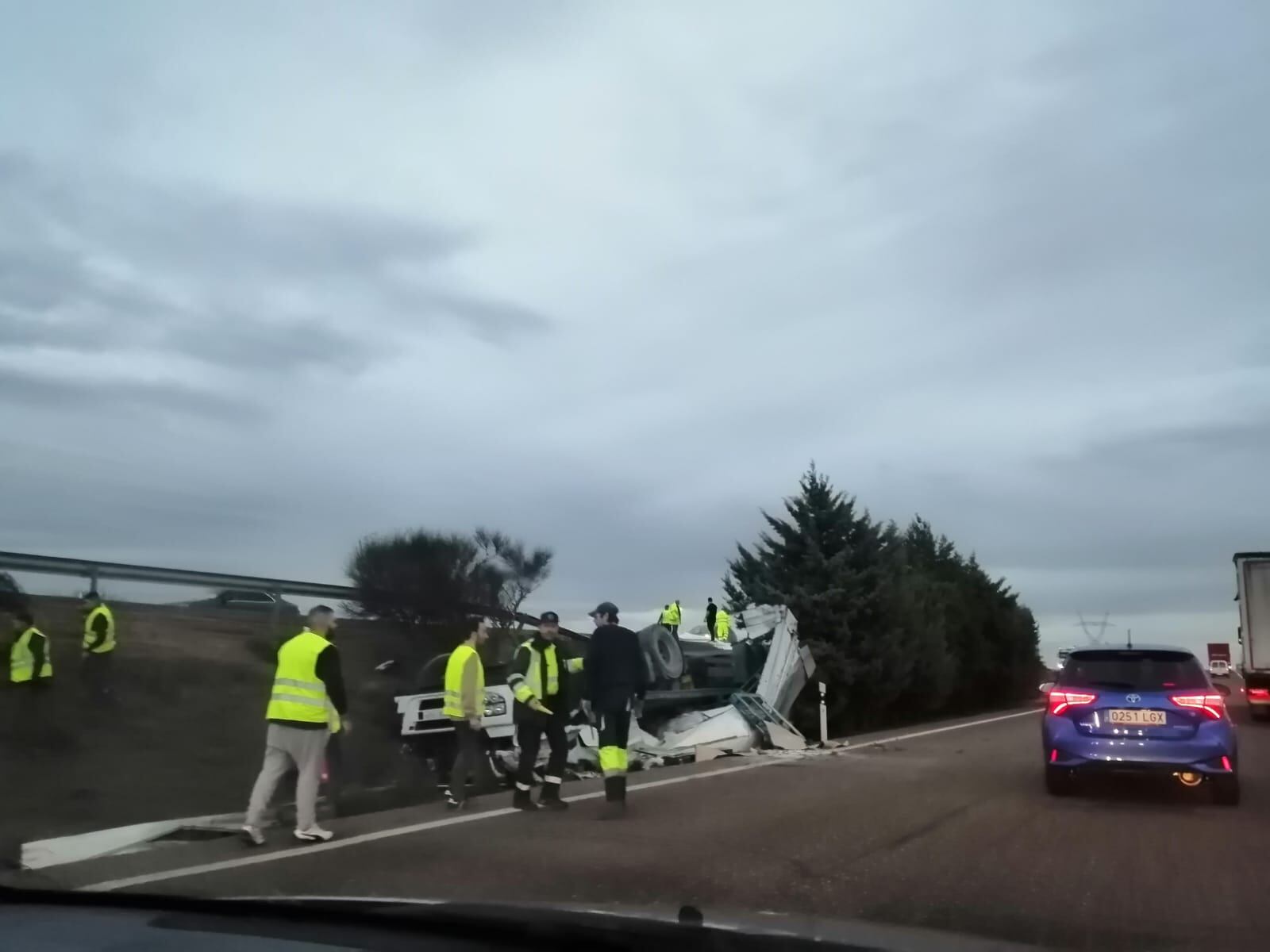 Accidente múltiple con un fallecido en la A-6 en S. Esteban del Molar