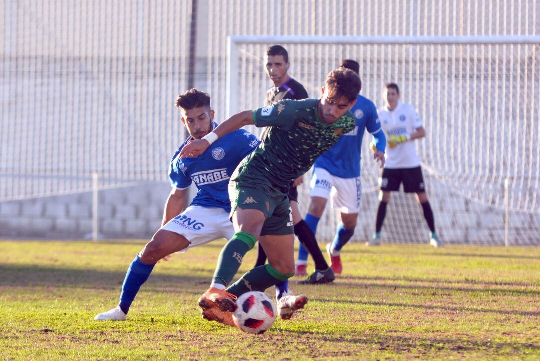 Imagen del partido ante el Betis Deportivo en La Juventud