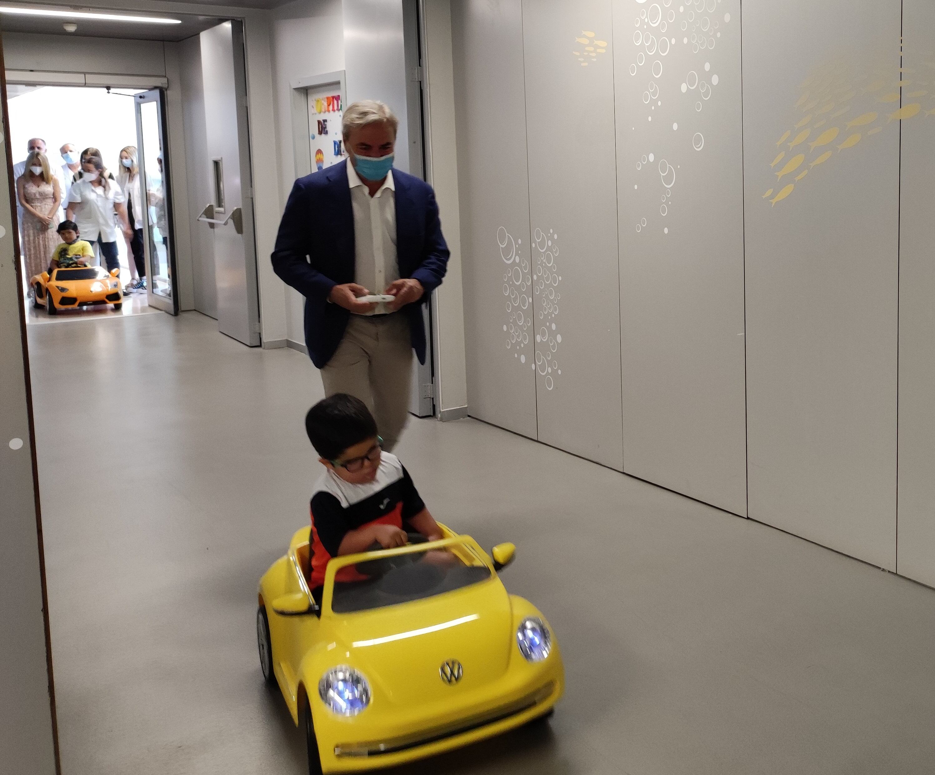 Carlos Sainz a la llegada del acto de presentación de &#039;Lokomat infantil&#039;