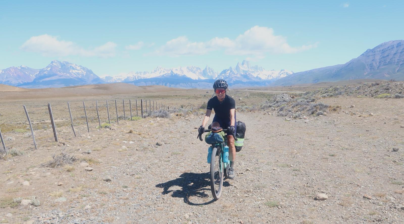 Pedro Pérez y Elena Bravo, en su viaje por los Andes y la Patagonia