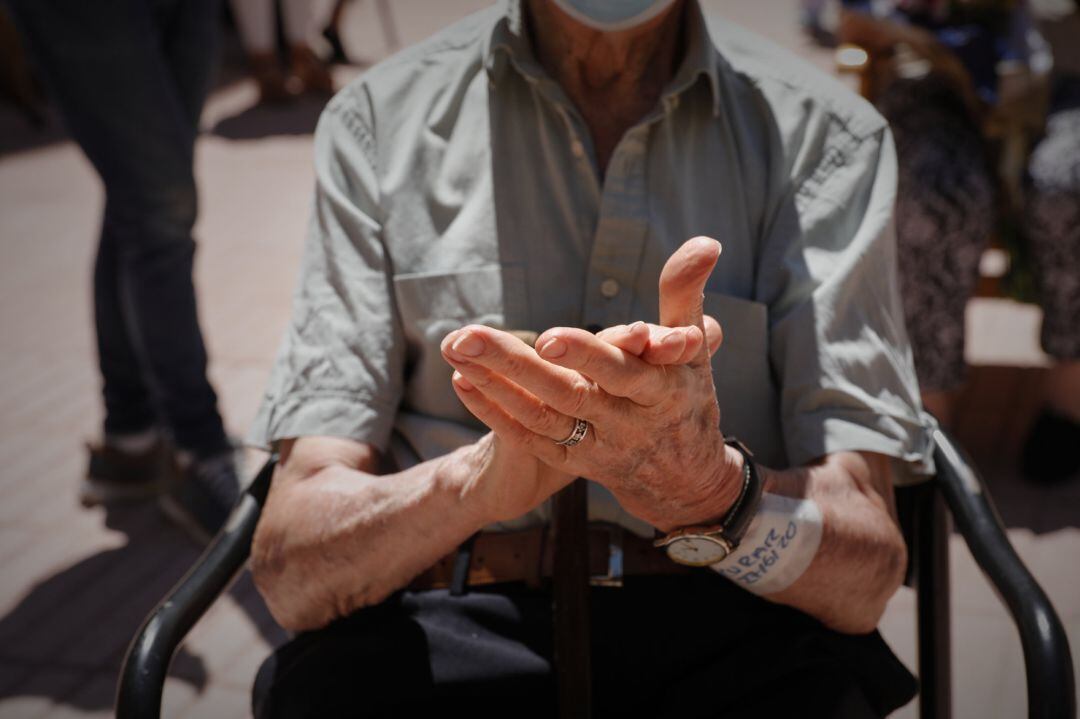 Un residente de una residencia de mayores 