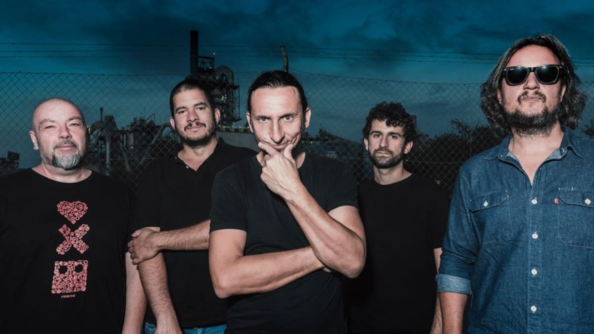 Entrevistamos a Edgar Soberón, cantante y guitarrista del grupo