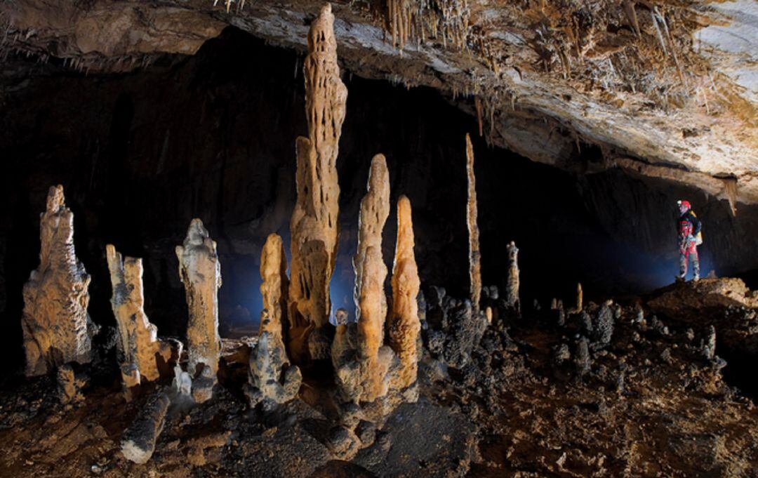 El mundo de la espeleología deja imagenes fascinantes como esta.