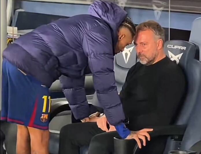 La conversación entre Flick y Raphinha tras la victoria ante el Alavés / DAZN