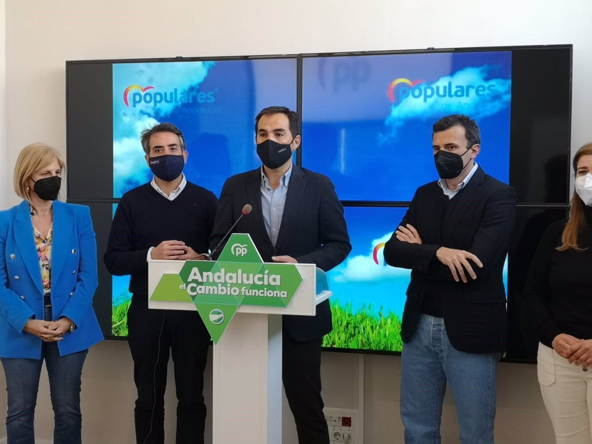 José Antonio Nieto con Bruno García, María José García Pelayo y Antonio Saldaña