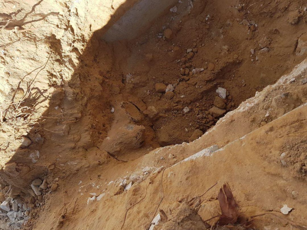 Imagen de las bombonas halladas por los obreros del Sidi San Juan