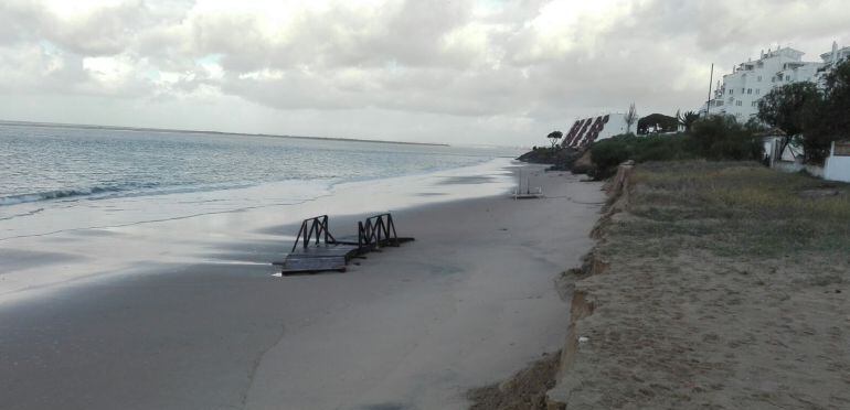 El Portil es una de las playas más afectadas por las lluvias de mayo. 