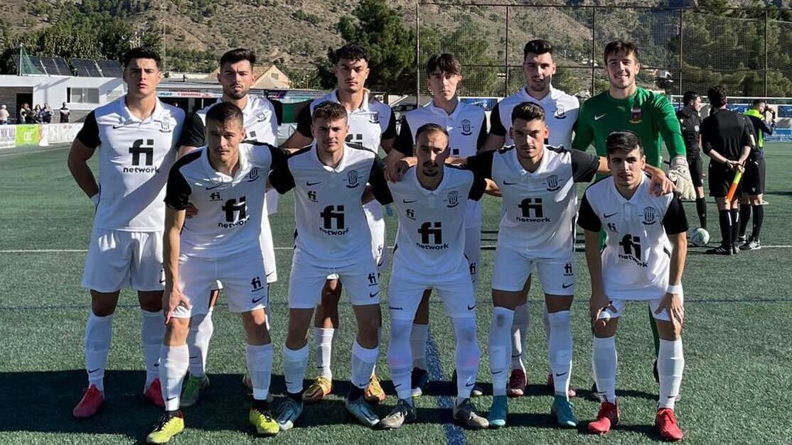 El Eldense B rompió su buena racha en Redován