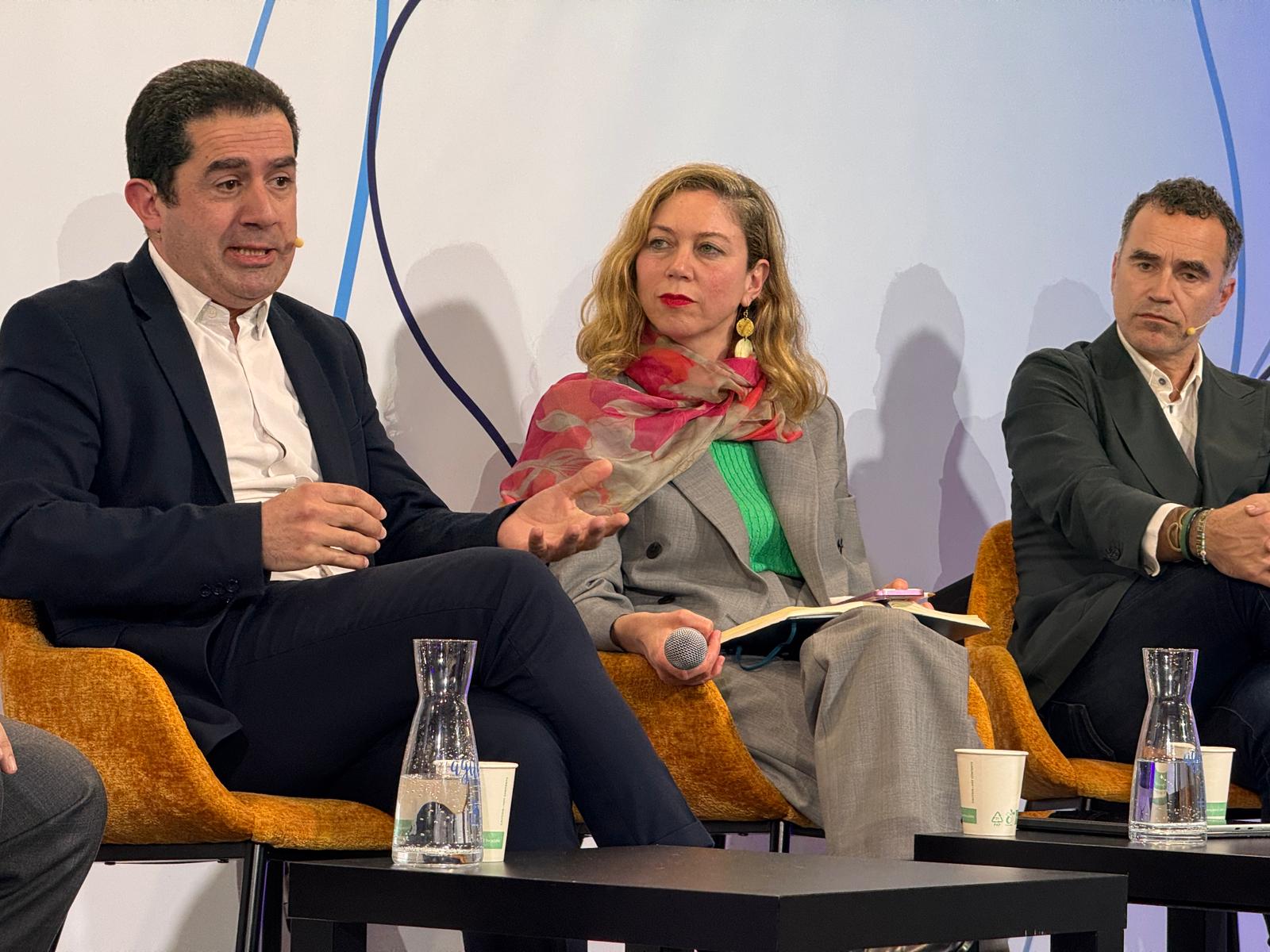 Antonio Francés, alcalde de Alcoy, participando en la jornada Transfiere 2026 en Málaga.