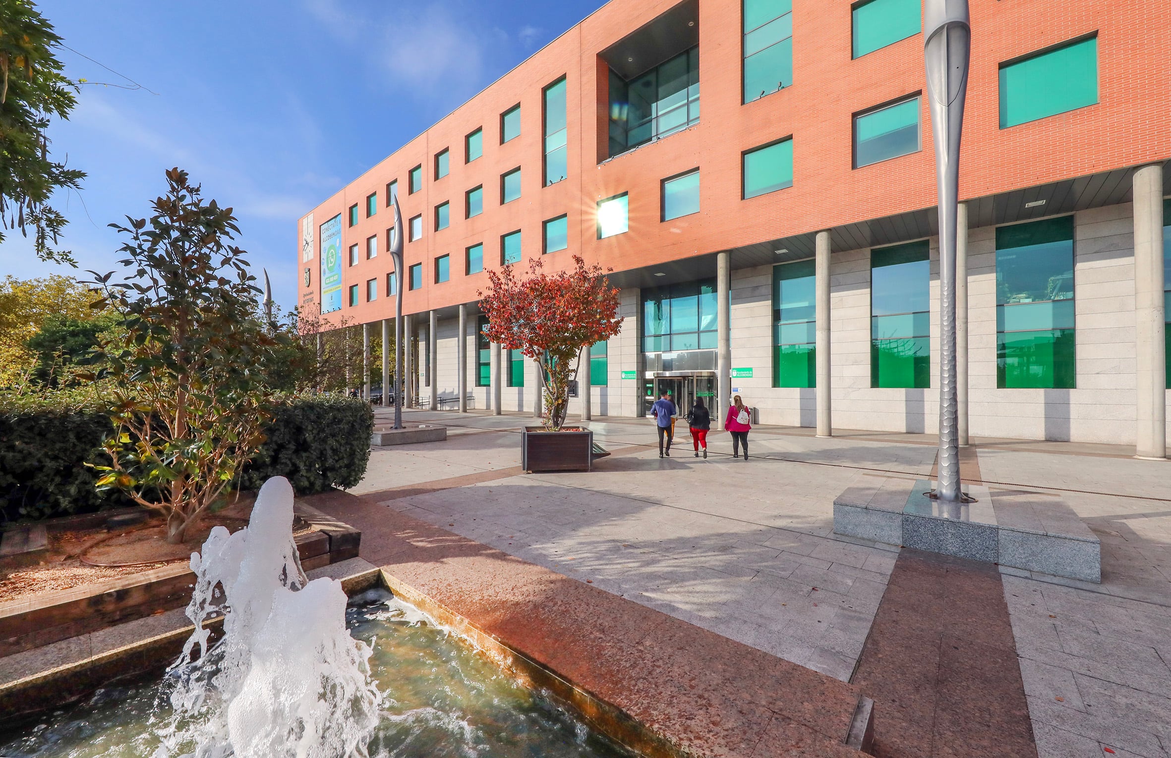 Fachada del edificio consistorial de Alcobendas