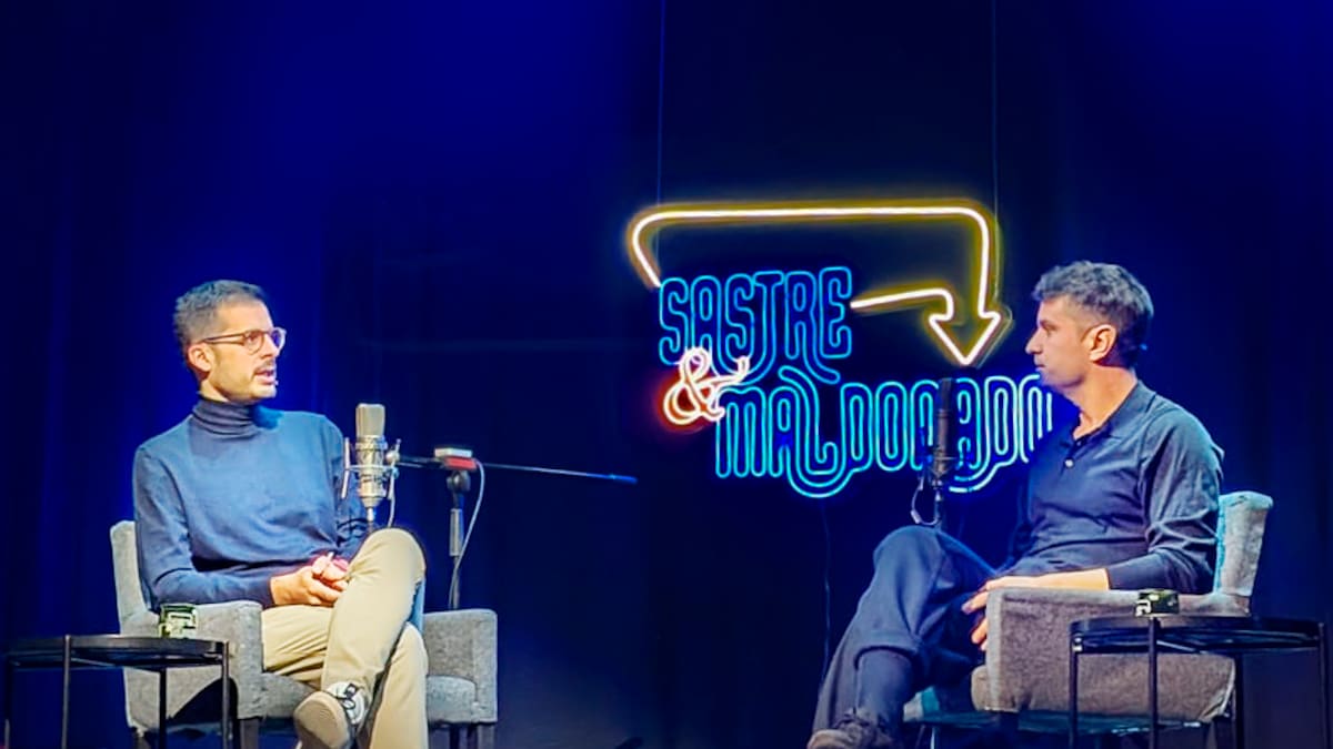 'Sastre y Maldonado' llena el Teatro Fígaro en su primer directo con público