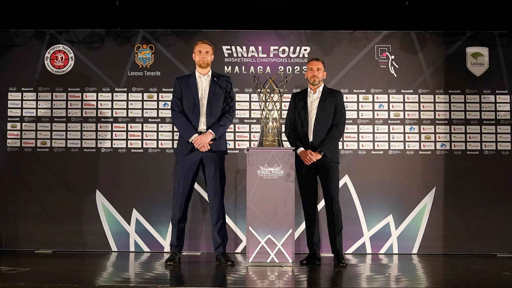 Los dos entrenadores del Telekom Bonn y Unicaja, que se enfrentarán este viernes en la semifinal de la BCL