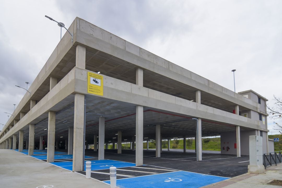 Nuevo aparcamiento en altura situado en Torrejón de Ardoz. 