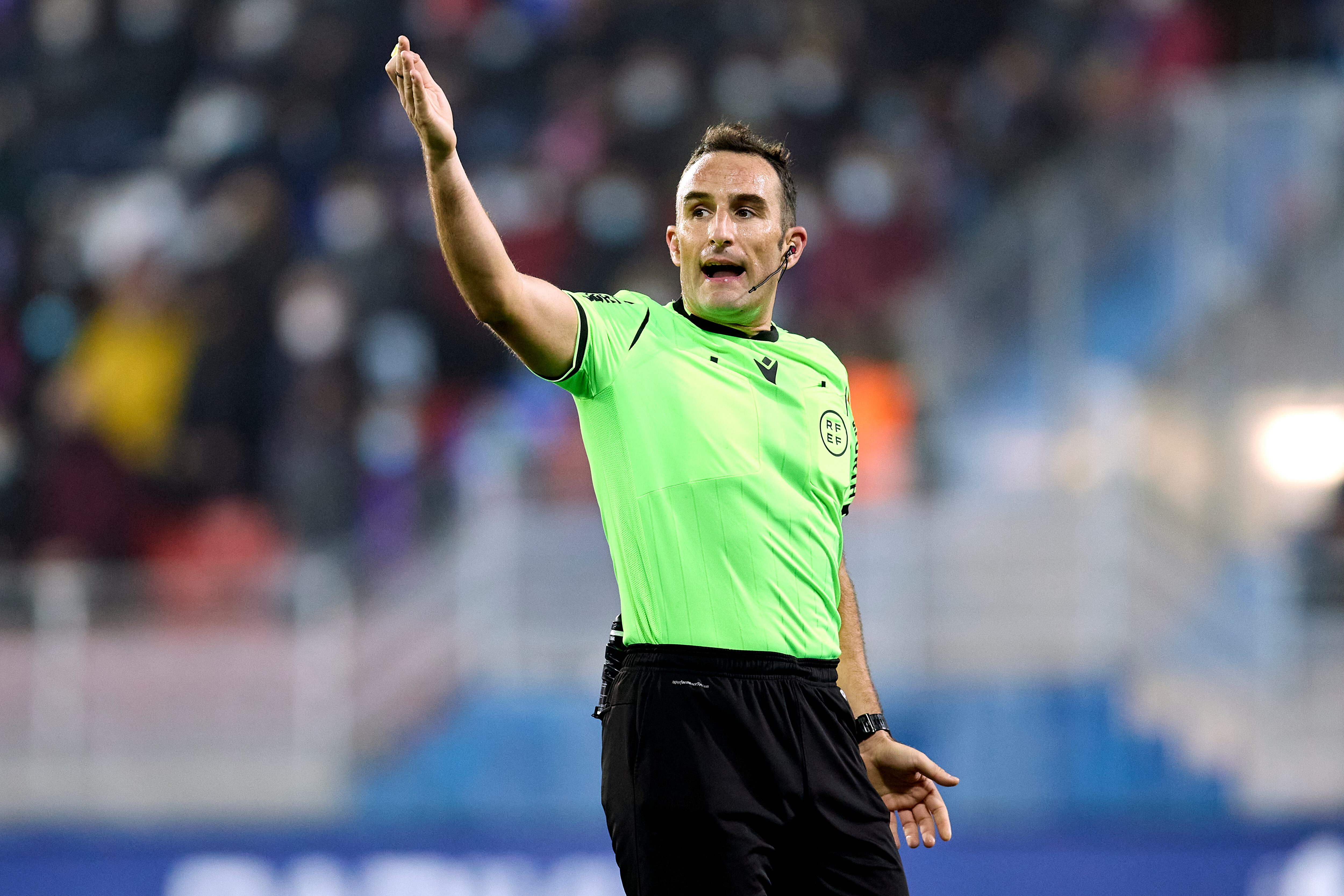 EIBAR, SPAIN - JANUARY 29: Referee Arcediano Monescillo in action during the LaLiga Smartbank match between SD Eibar and SD Huesca at Estadio Municipal de Ipurua on January 29, 2022 in Eibar, Spain. (Photo by Ion Alcoba/Quality Sport Images/Getty Images)