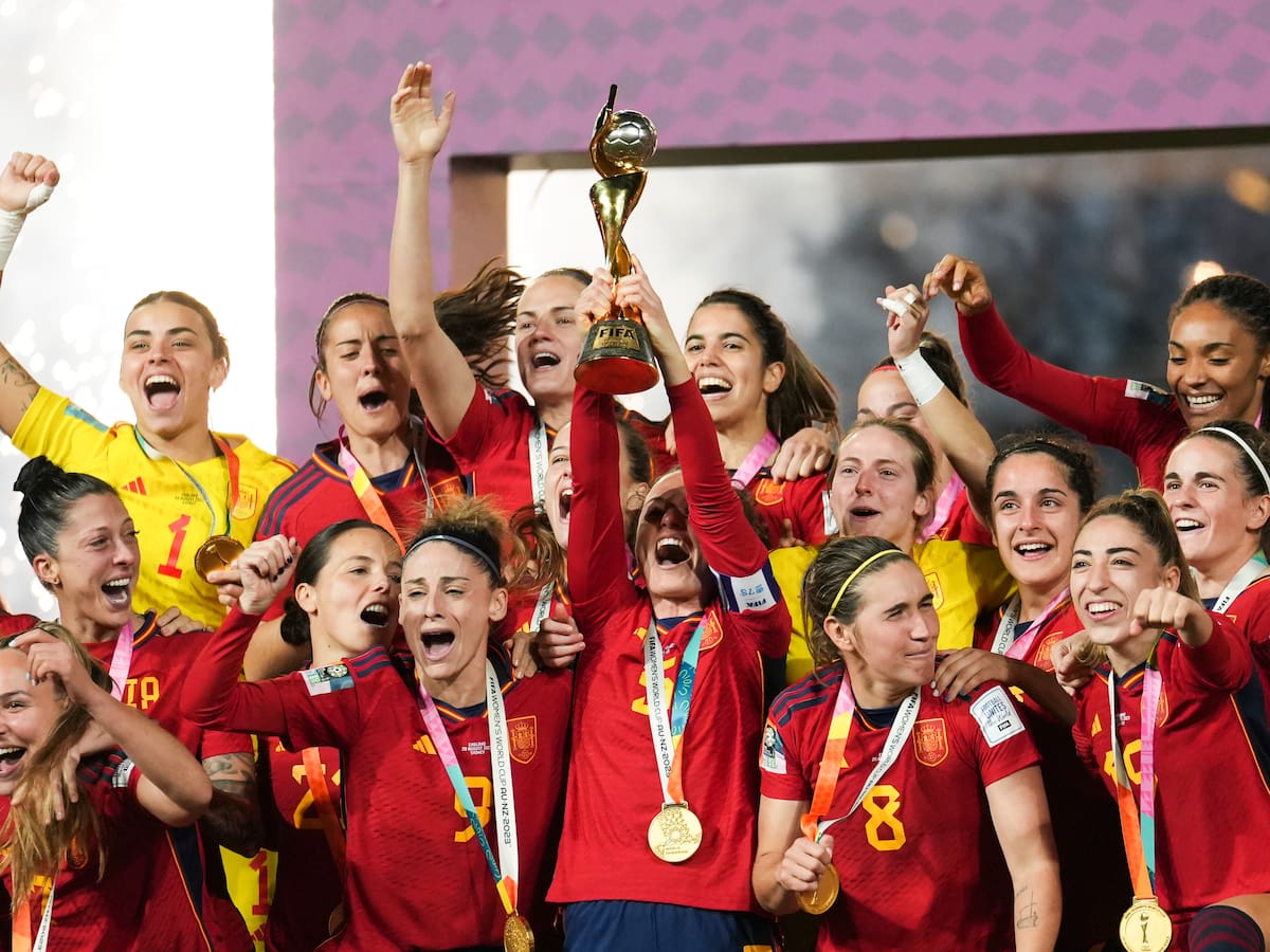 Las campeonas del mundo comunican a la RFEF que no acudirán a la llamada de la Selección