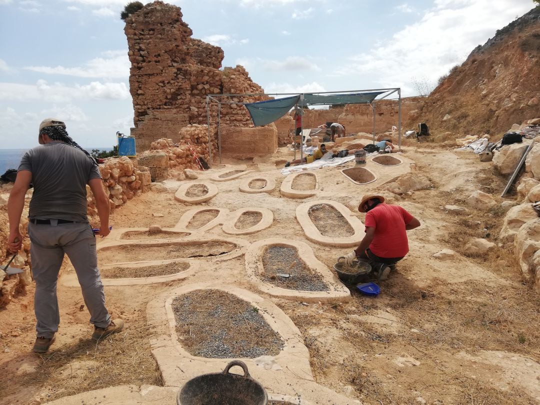 Trabajos de excavaciones en la Pobla de Ifach, en Calp.