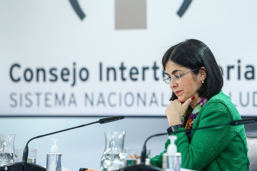 La ministra de Sanidad, Carolina Darias, durante una rueda de prensa tras la reunión del Consejo Interterritorial del Sistema Nacional de Salud.