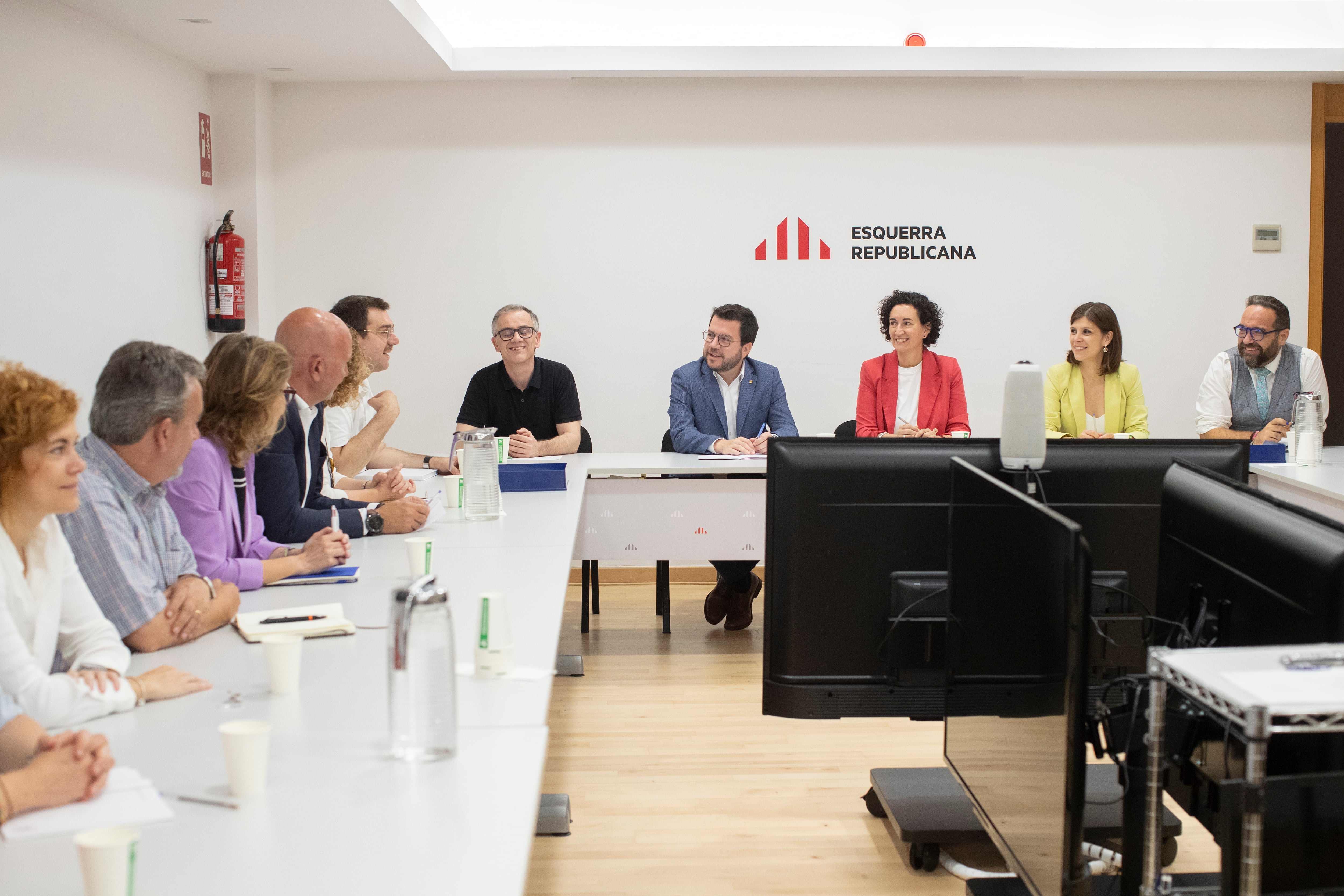 La comisión permanente de ERC, en su sede.