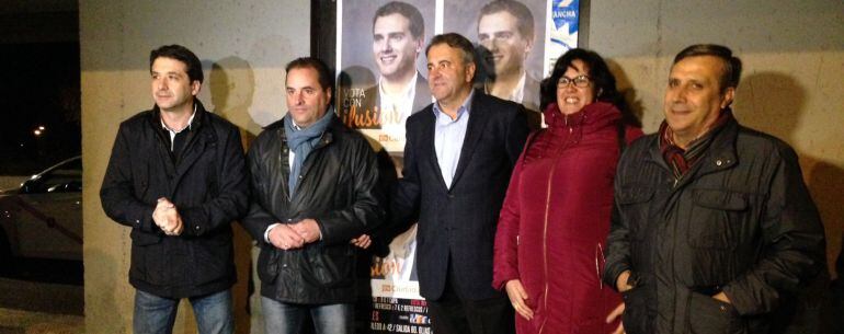 Pegada de carteles de Ciudadanos en Toledo.
