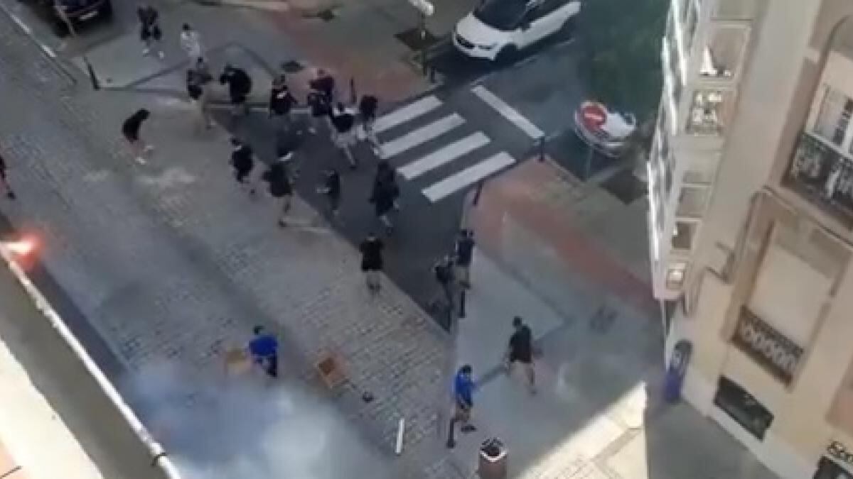 Imagen de los altercados en la calle Peña Herbosa en Santander.