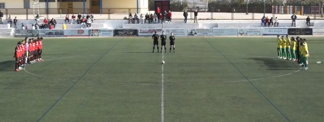 Minuto de silencio antes del partido