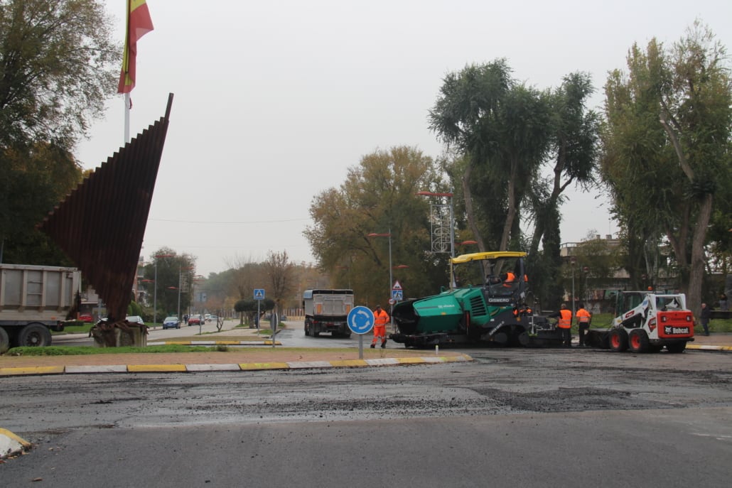 Obras en Avenida de la Constitución de Alcázar / Ayto Alcázar