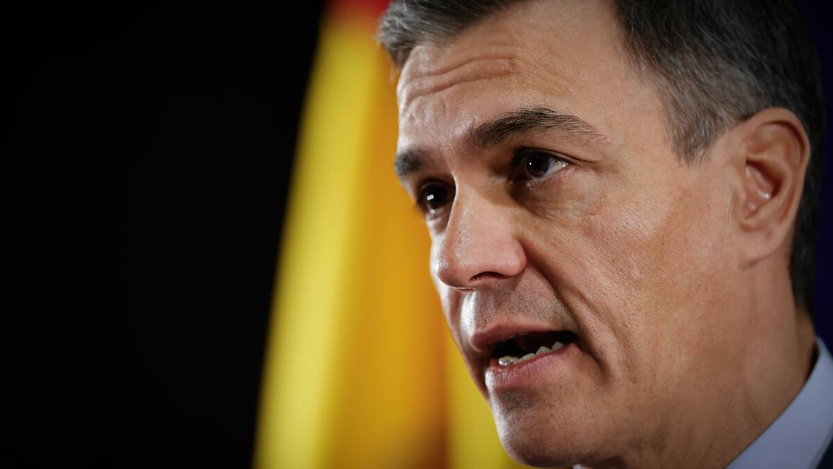 El presidente del Gobierno se interesa por la situación de la Región ante las intensas lluvias