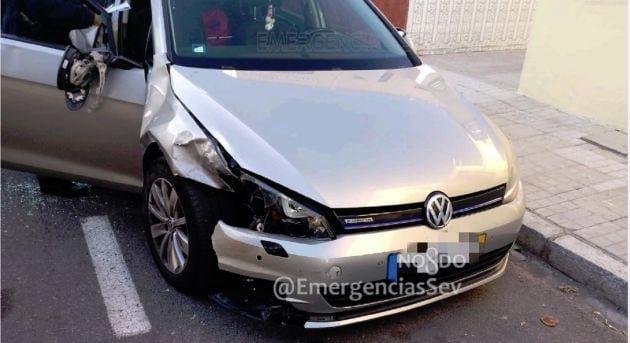 Estado en que quedó el coche implicado en el accidente de Carretera de Carmona