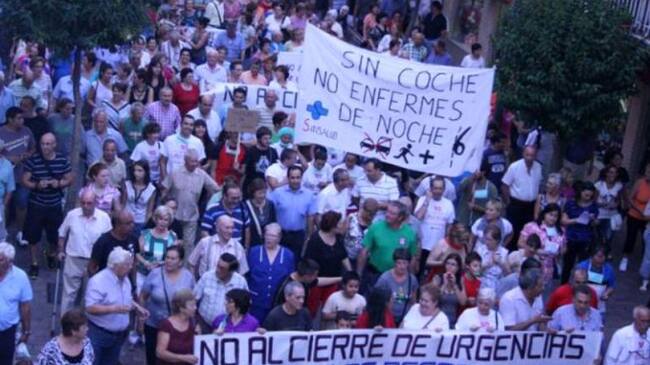 Leganés ya se ha manifestado en otras ocasiones por la Sanidad Pública, como en esta concentración contra el cierre de urgencias nocturnas en La Fortuna