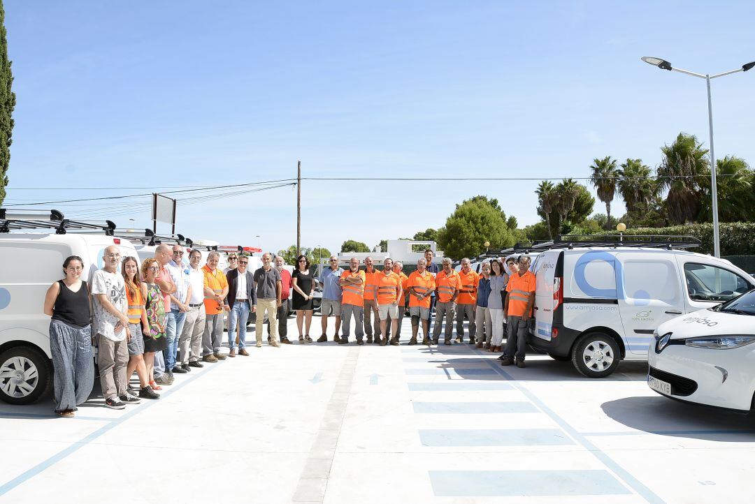Nueva flota de vehículos eléctricos de Amjasa.