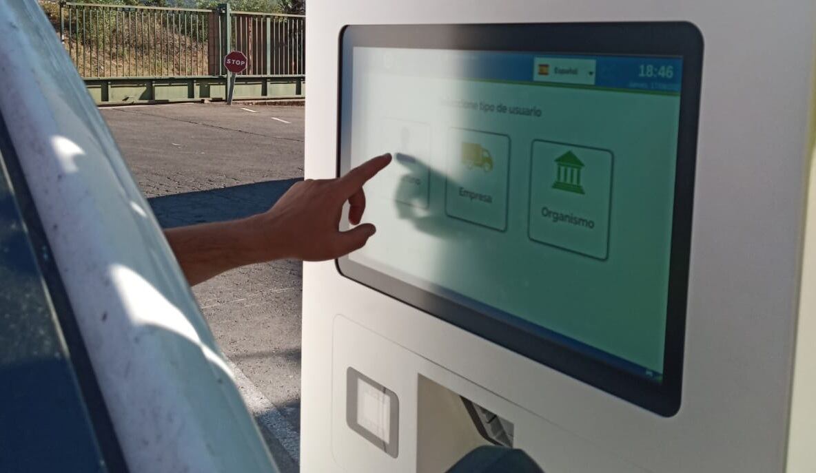 Pantalla que da la bienvenida al Punto Limpio