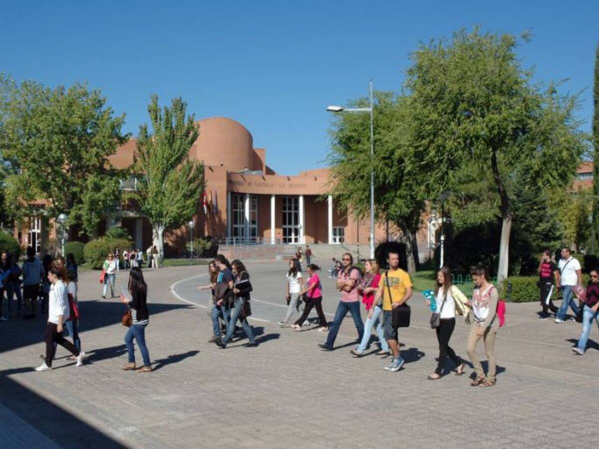 Nuevas carreras con los mismos docentes