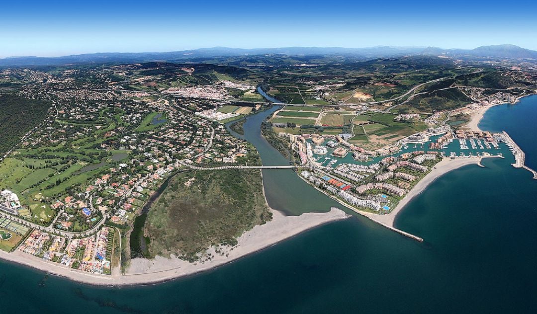 Sotogrande (San Roque) desde el aire