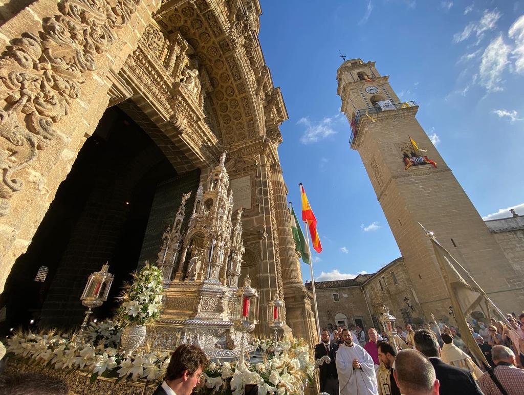 Celebración del Corpus en la fachada de la Catedral de Jerez