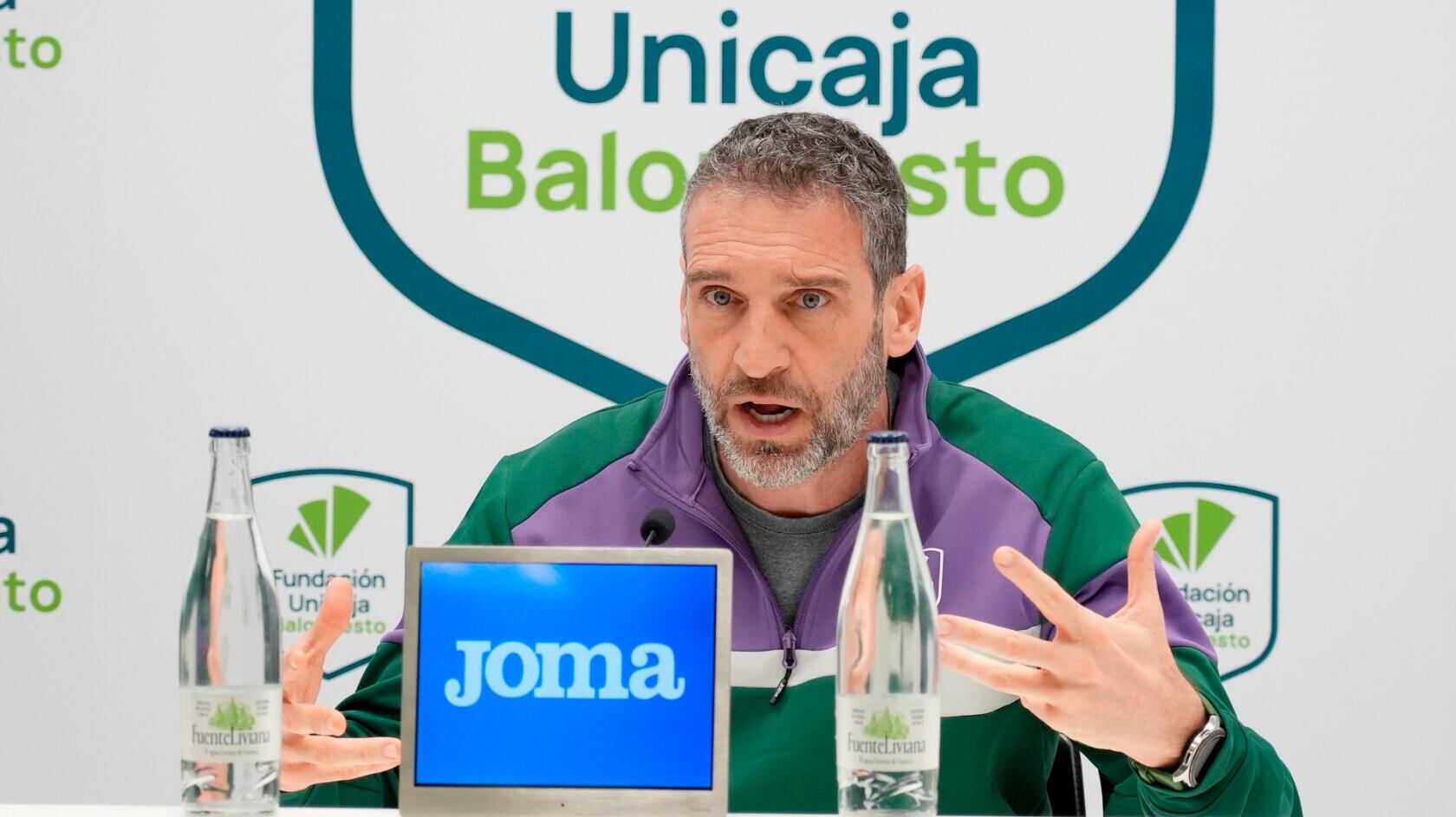 Ibon Navarro, en la sala de prensa del Martín Carpena