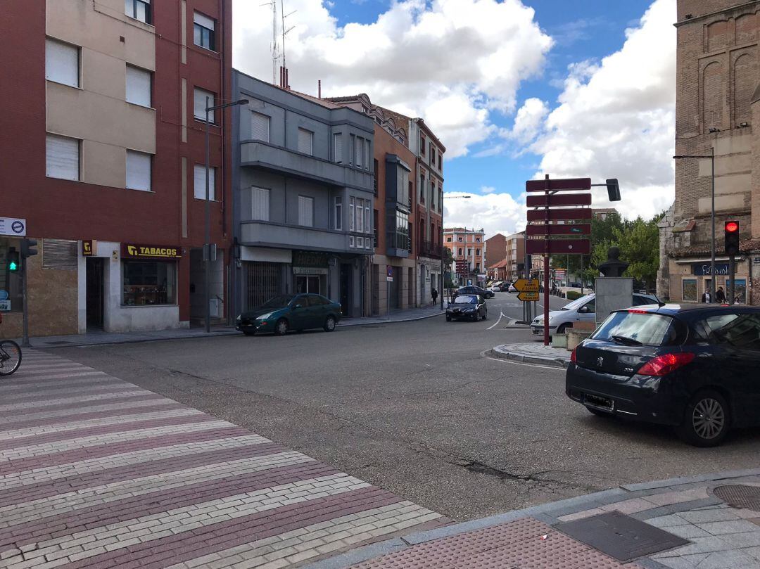 La confluencia de la calle Valladolid y Claudio Moyano es el punto de tráfico más conflictivo