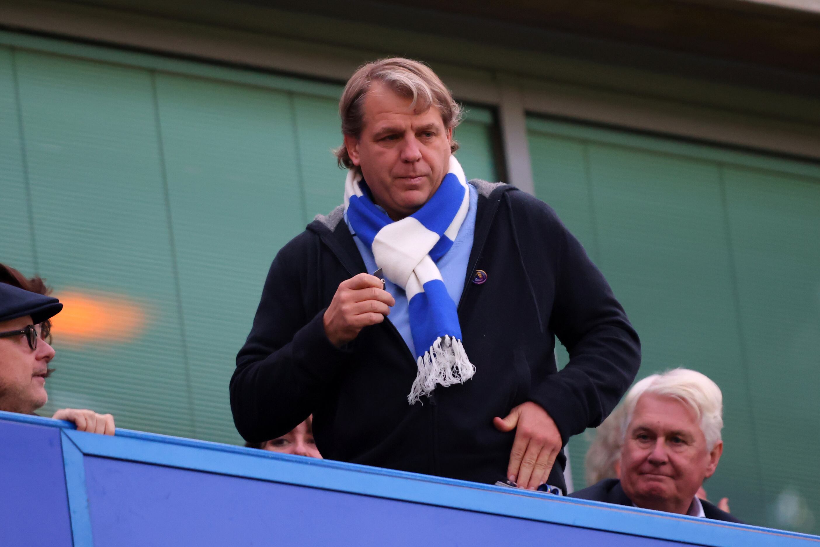 Todd Boehly, en el palco de Stamford Bridge durante un partido del Chelsea.