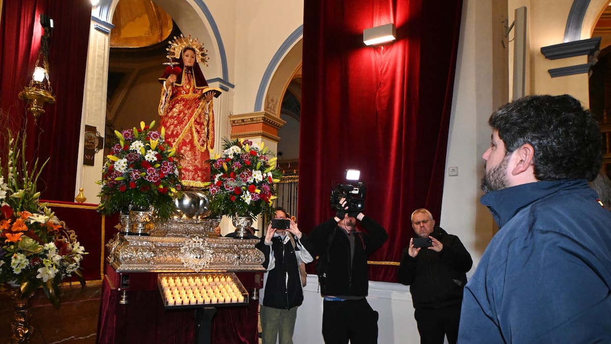 López Miras acompaña a los totaneros en la romería de La Santa y anuncia inversiones en turismo rural