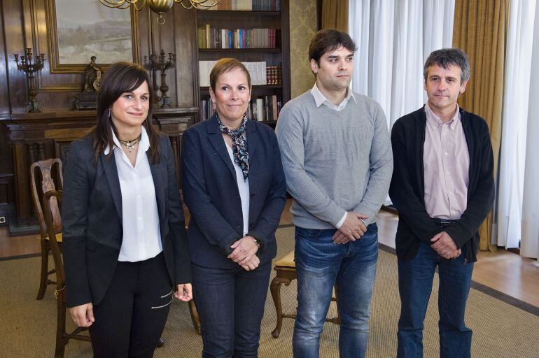 La dirección de la FNMC junto a la presidenta Barkos