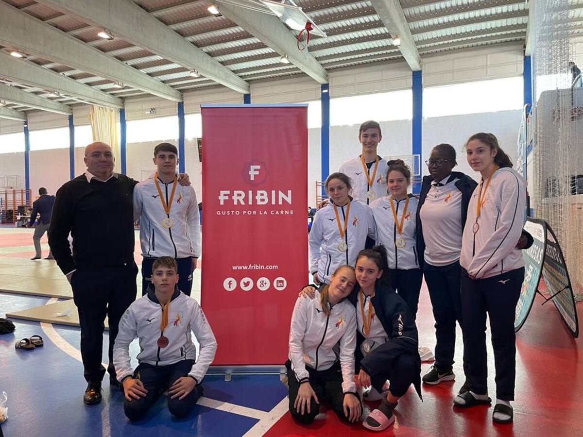 Ocho deportistas del Club Judo Binéfar se clasifican para el campeonato de España